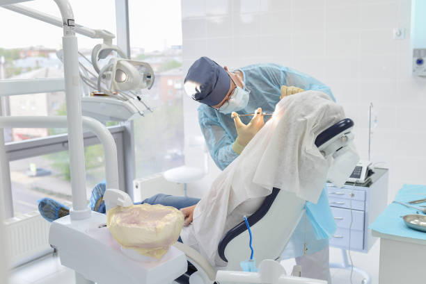 Best Holiday Emergency Dentist in Merriam Woods, MO